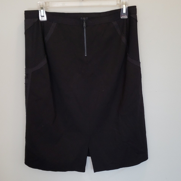 Elie Tahari Laser Cut Black Pencil Skirt - Picture 6 of 8